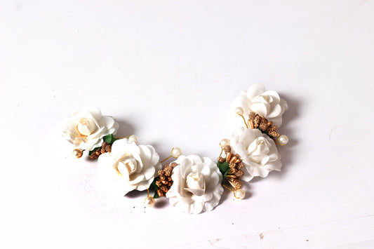 Artificial Flower gajra Hair Bun Accessories for Occasion/Festival, Beautiful Flower with Golden Peal bun Accessories for Women